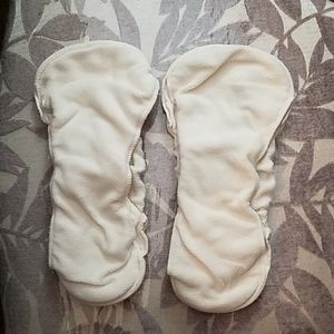 2 Grovia Organic cotton snap inserts used